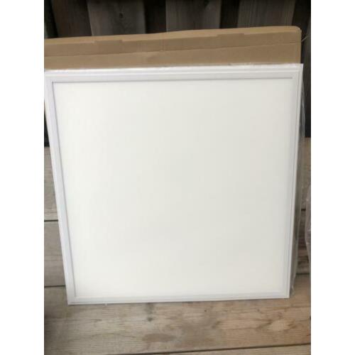 20 stuks ledpanelen 60x60 cm voor systeemplafonds