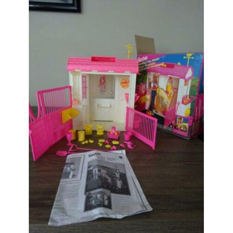 Barbie-Voederstal / Feeding Fun Stable-1996- compl + doos