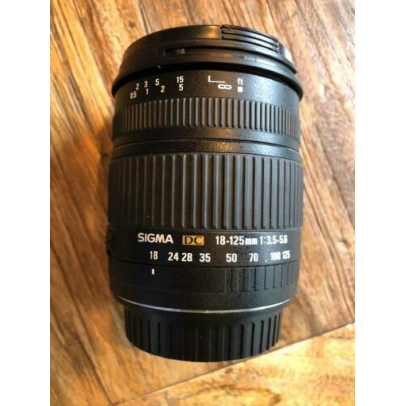Canon EOS 400D met SIGMA 18-125mm DC