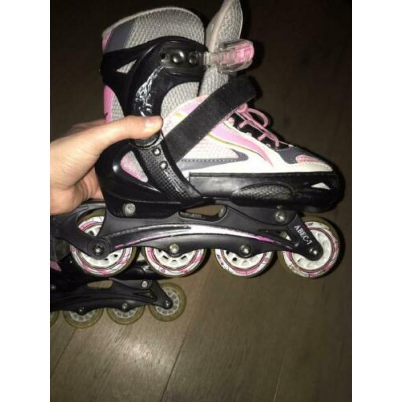 Roze Axer skeelers