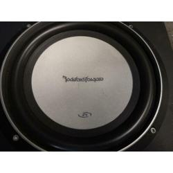 Rockford Fosgate Punch p1 dubbele 10'' met Gepoorte kist.
