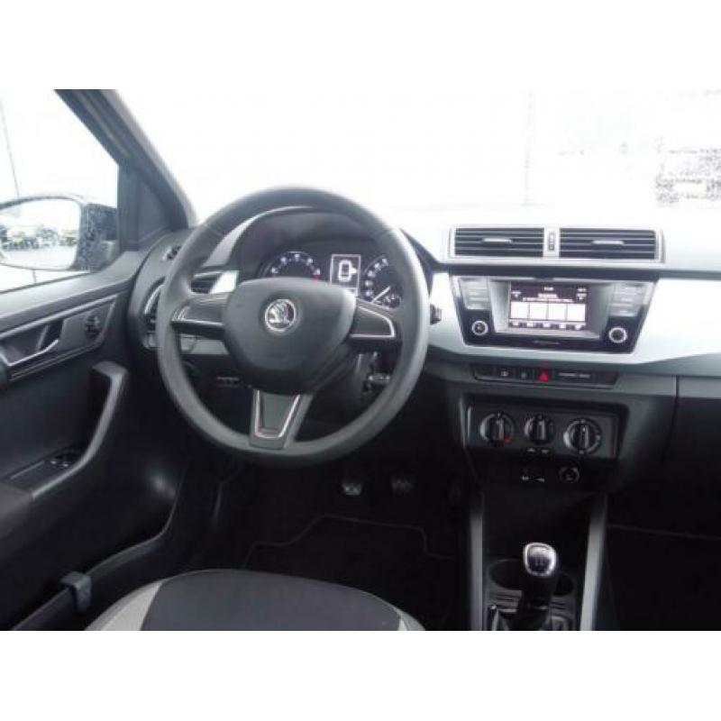 Skoda Fabia Combi 1.2 TSI Ambition Airco Cruise Trekhaak Ele
