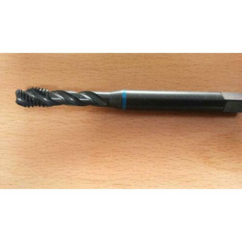 Tap M8x1,25 nieuw