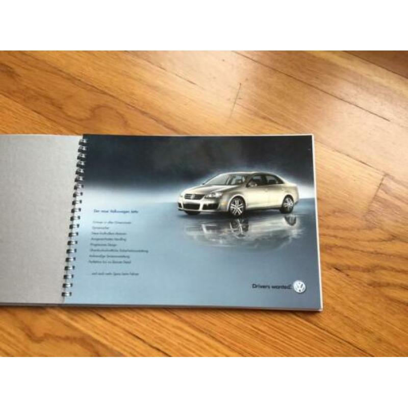 Volkswagen Jetta 2004 luxe Pers Media folder brochure + DVD