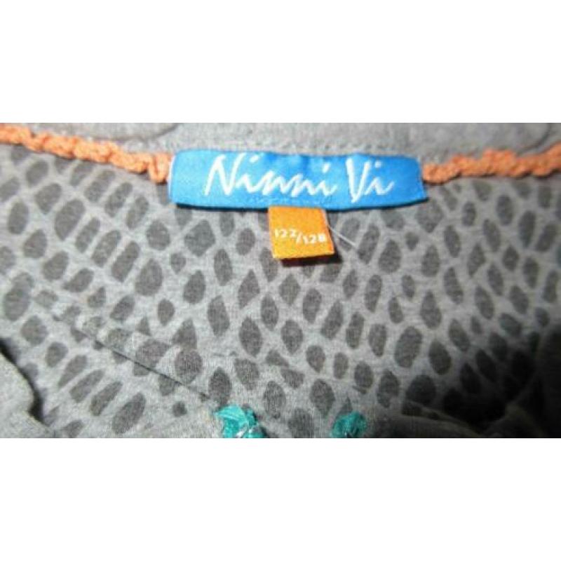 Ninni Vi vest mt 122/128 .