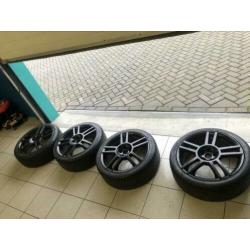 originele cupra r 1m velgen 18 inch 5x100 met zomerbanden
