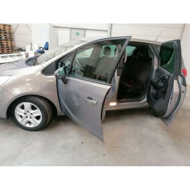 Opel Meriva 1.4 Cosmo
