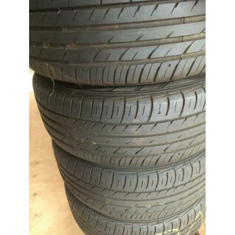 Golf 5/ 6 LM velgen 205/55/R16 velgen Nieuwstaat