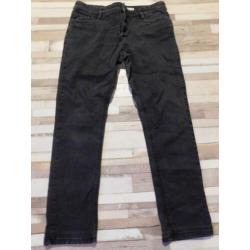 Yessica (C & A ) leuke stretch spijkerbroek maat 40.