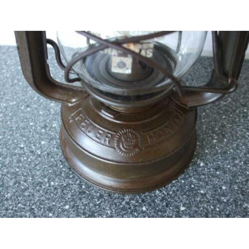 oude lamp stormlamp olielamp Feuerhand militaria