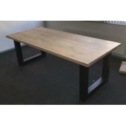 Eiken eettafel x of u poot