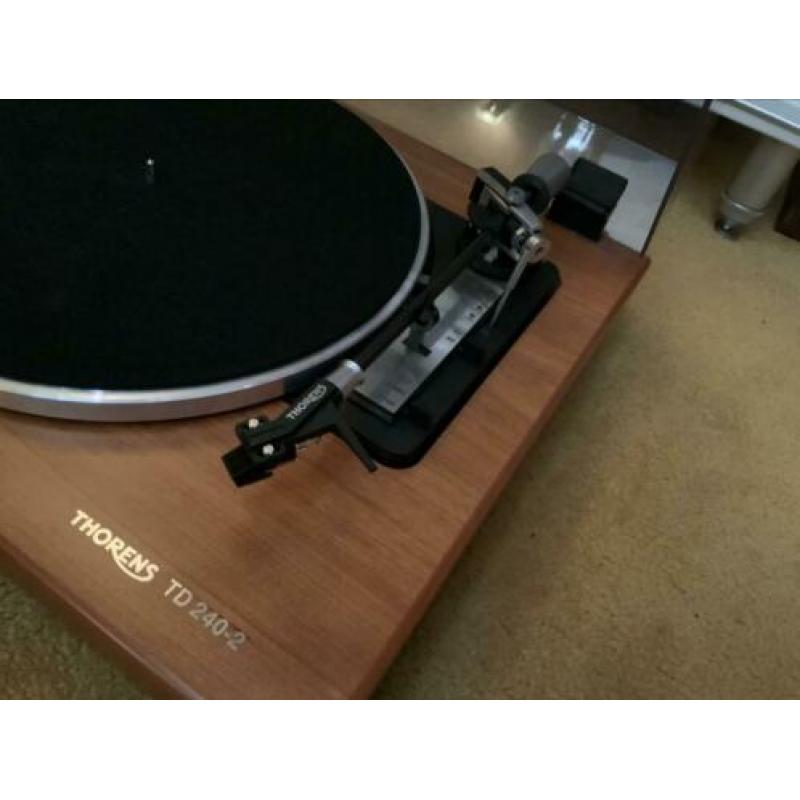 Thorens TD 240-2 noten