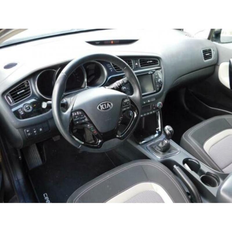 Kia cee'd 1.6 GDI BusinessLine