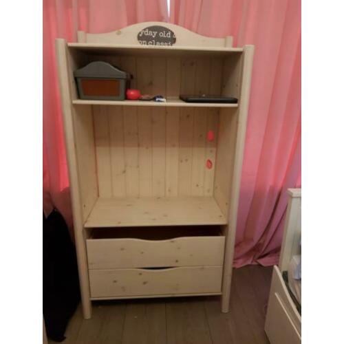 White wash kast