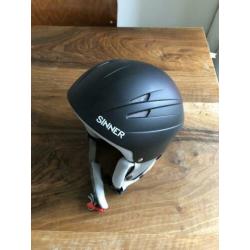 Wintersport helm Sinner maat s/m