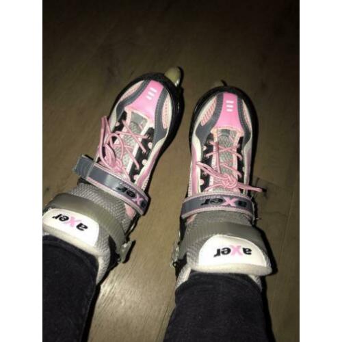 Roze Axer skeelers