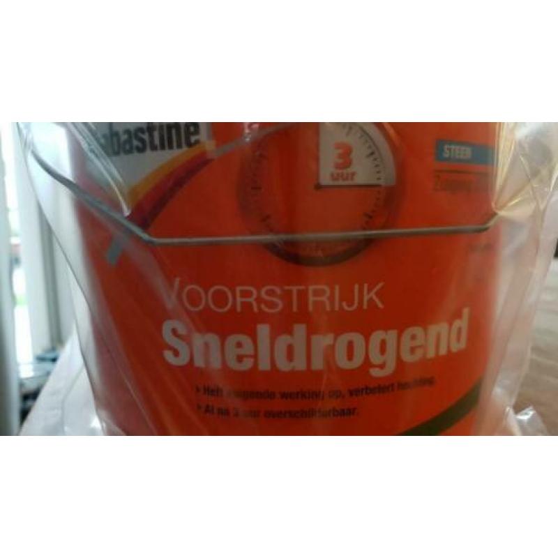 Alabastine voorstrijk 2x 5 liter, nieuw in verpakking