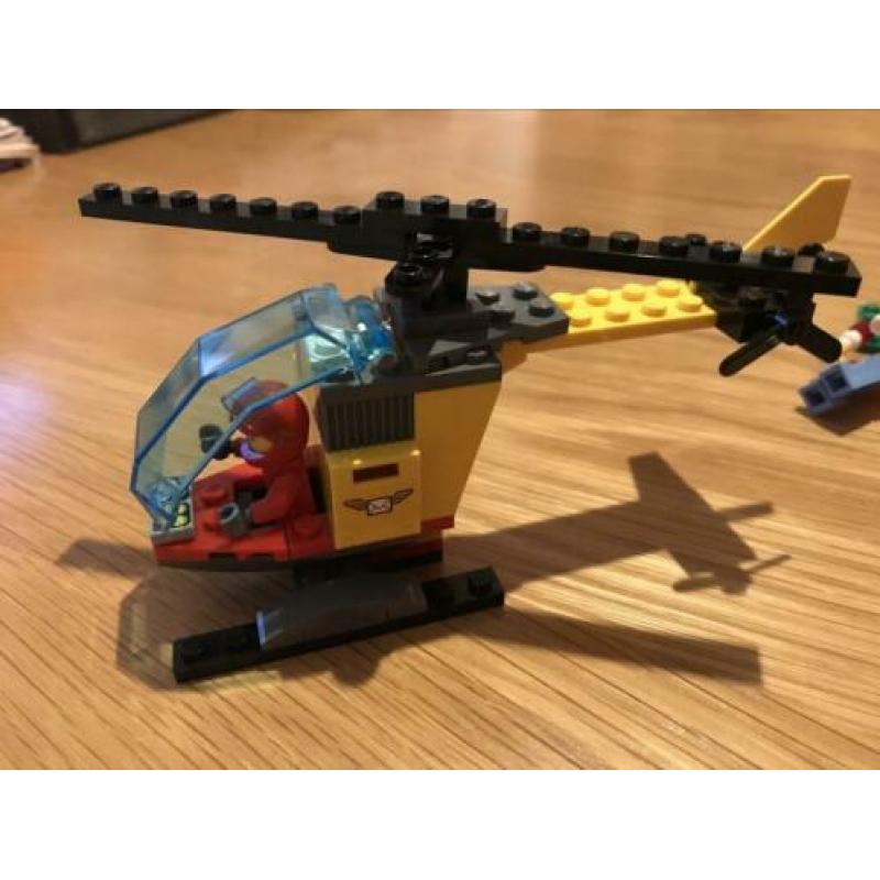 Lego City 60100