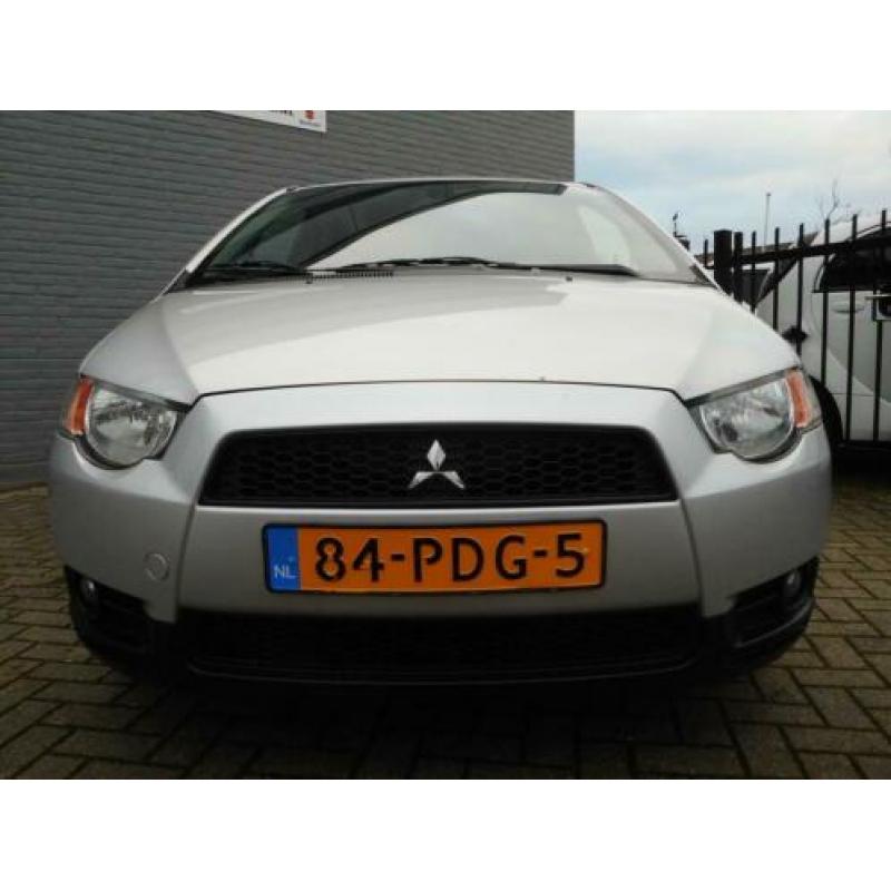 MITSUBISHI Colt 1.3 16v 95pk Edition TWO + 6 maanden garanti