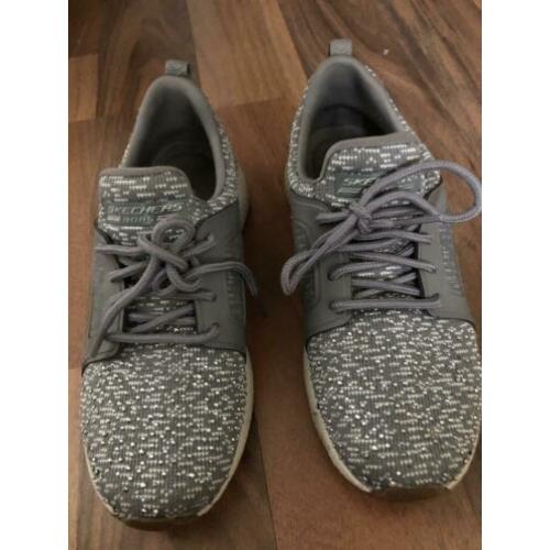 Skechers maat 36.5