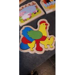 Houten puzzels en 1 visspel met magneet