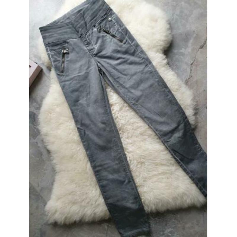 Maat 134/140 NIEUW Meisjes Skinny HighWaist Jeans
