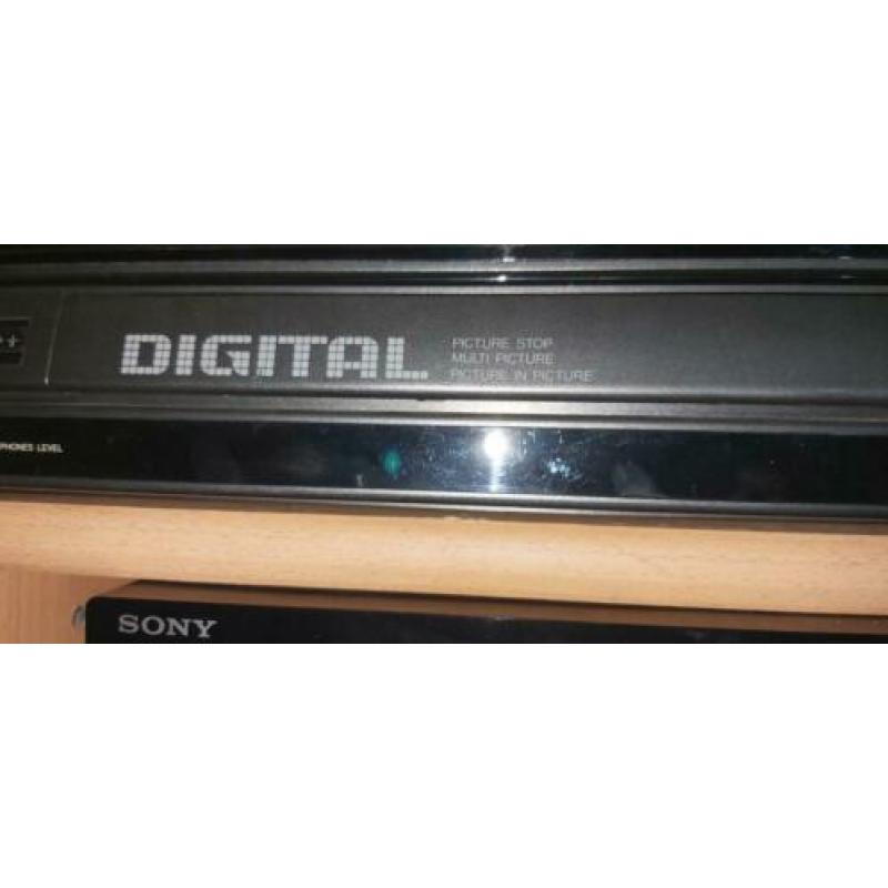 Te koop zeer netjes philips digitale vhs