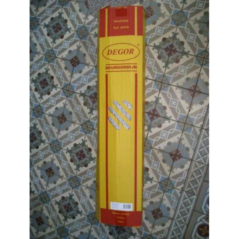 nieuw in de doos; vliegengordijn 90 x 2.10