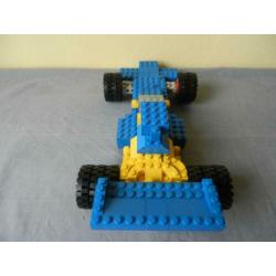 Lego 392 grote Formule 1 racewagen (uit 1975)
