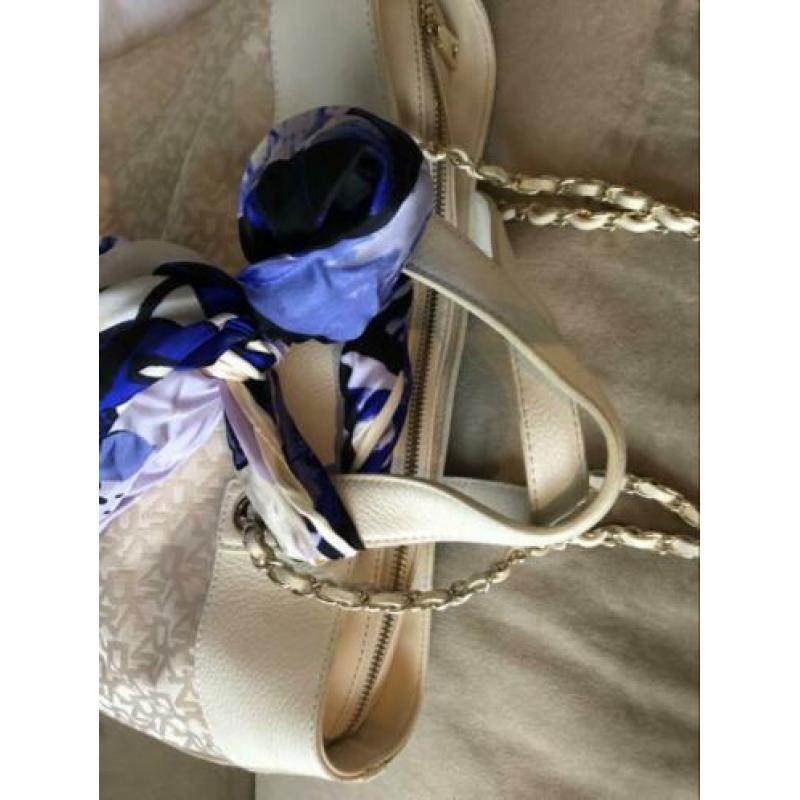 DKNY handtas! Mooie nette tas!