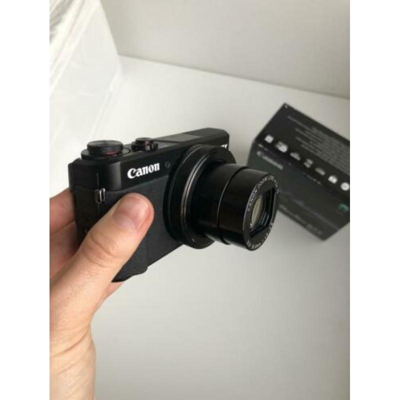 Canon G7X Mark 2
