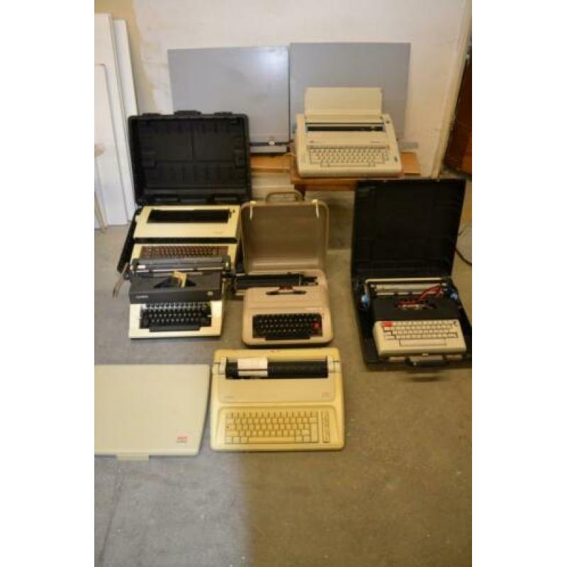 Typemachine's 6 stuks