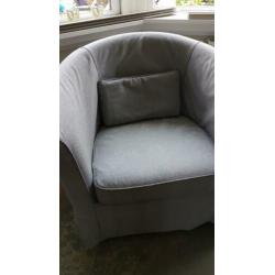 Ikea Tullsta fauteuil stoel met Nordvalla middengrijze hoes.