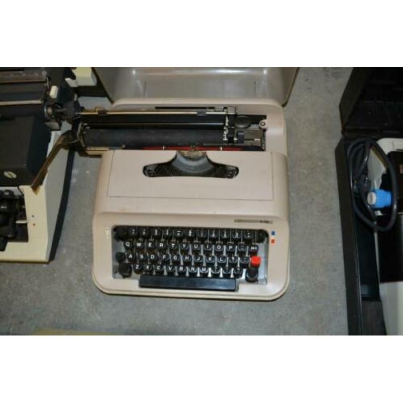 Typemachine's 6 stuks