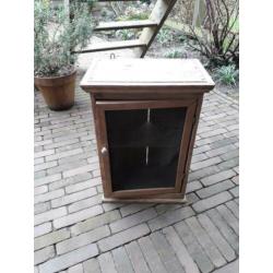 Vliegenkastje hout.