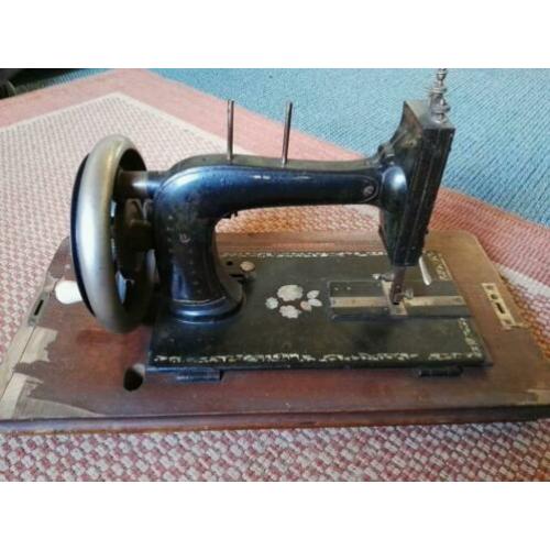 Oude naaimachine