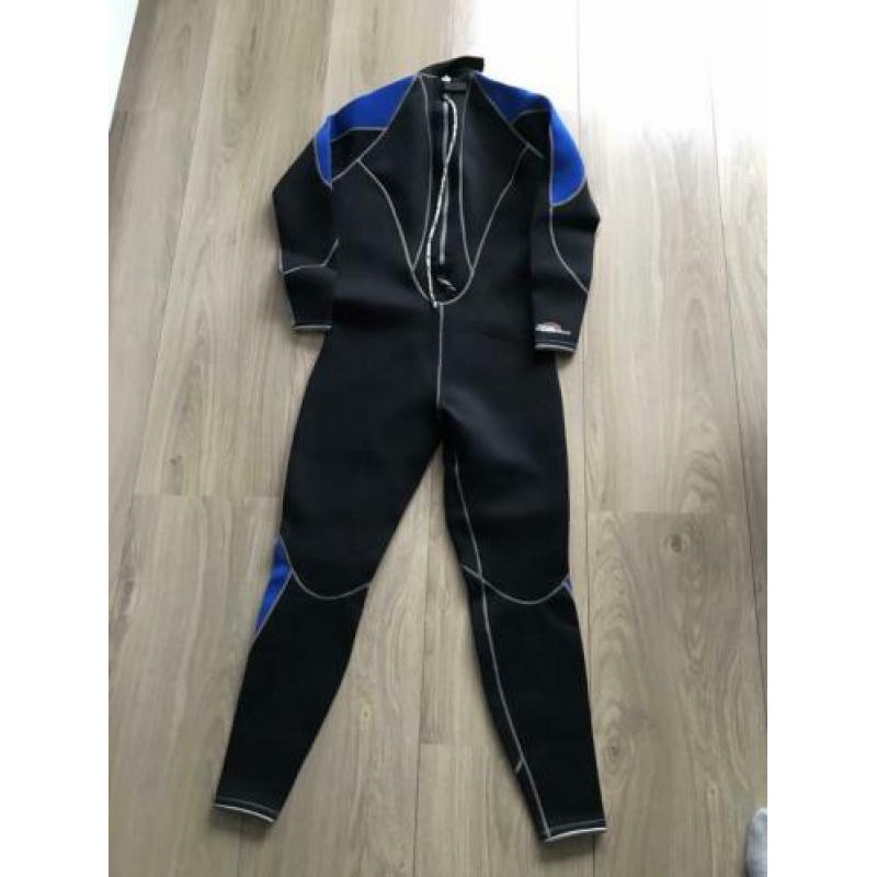 Nieuw wetsuit XL 2,5mm