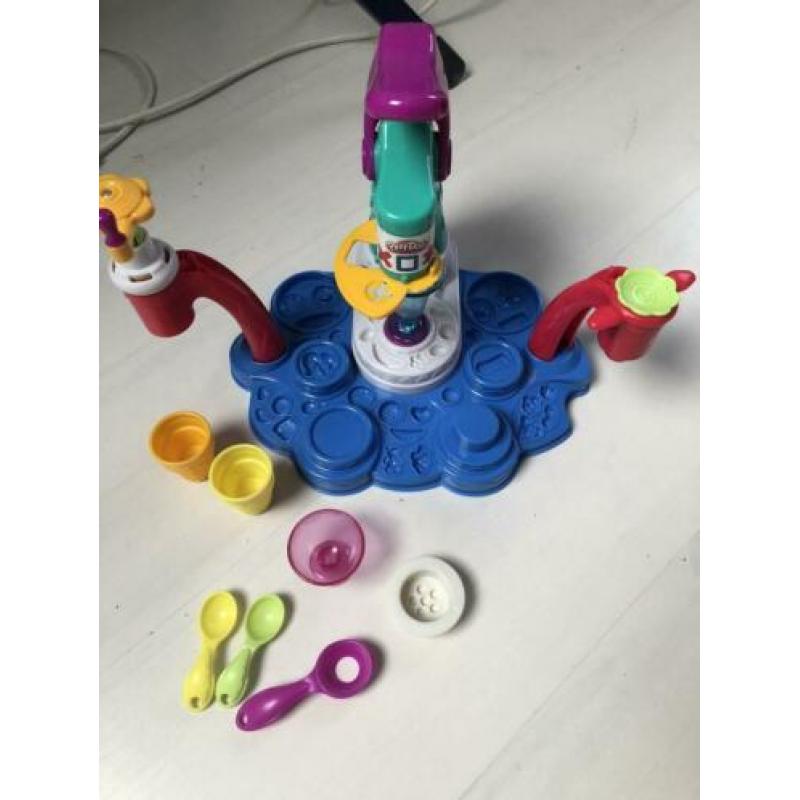 Heel veel play doh speelsets klei