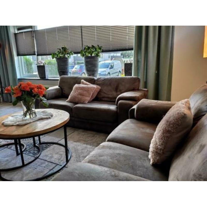 Zitbank Durban 2.5 + 2 zits voor maar 200 euro!