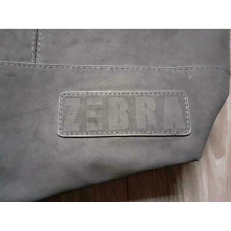 Leuke ZEBRA tas grijs!