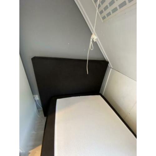 Een persoon boxspring