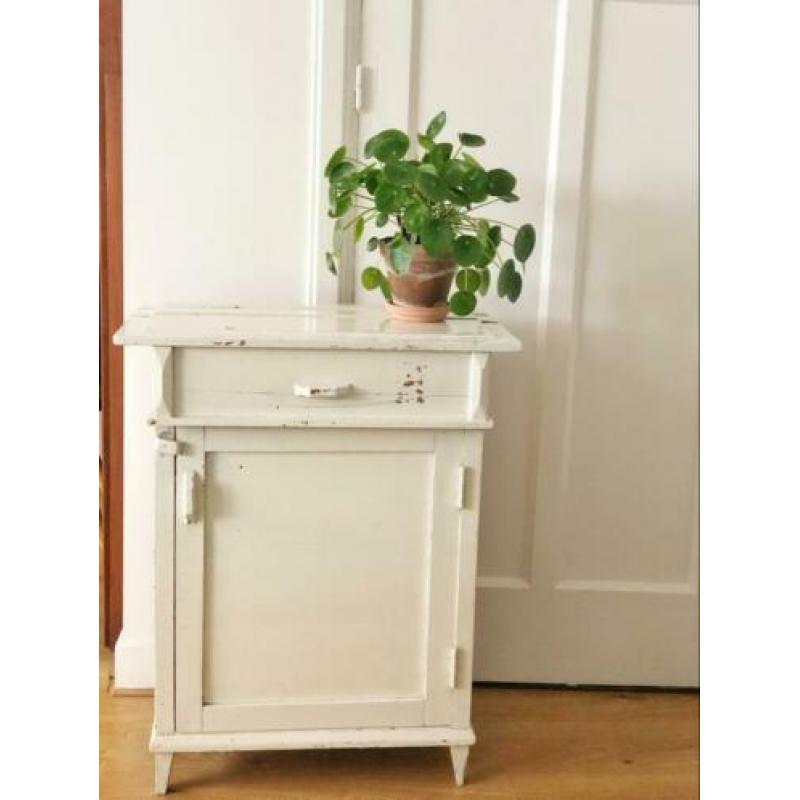 Antiek/ brocante/ vintage klepkastje