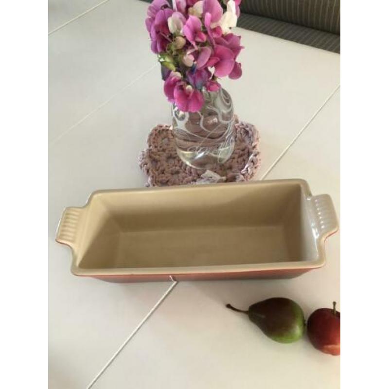 Le Creuset cake vorm stoneware nieuw