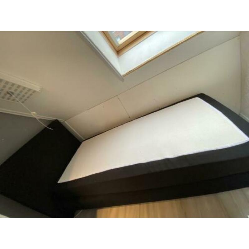 Een persoon boxspring