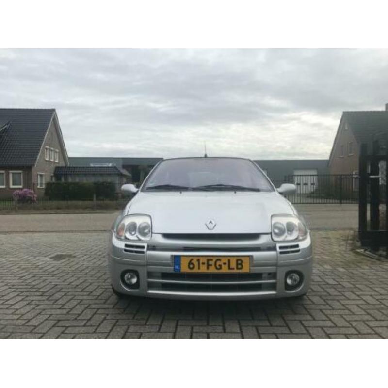 Renault Clio 2.0-16V RS | Ph1 169 pk NL auto NAP |