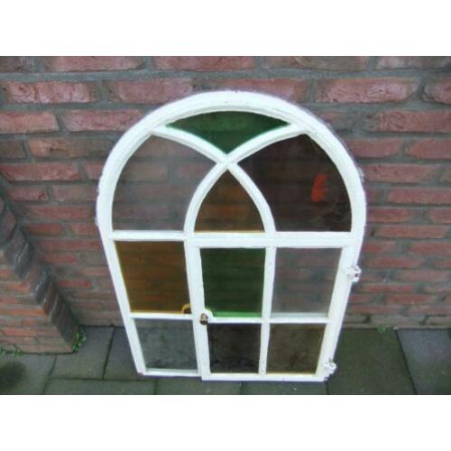 Stal raam giet ijzer met gekleurt glas met draai raam