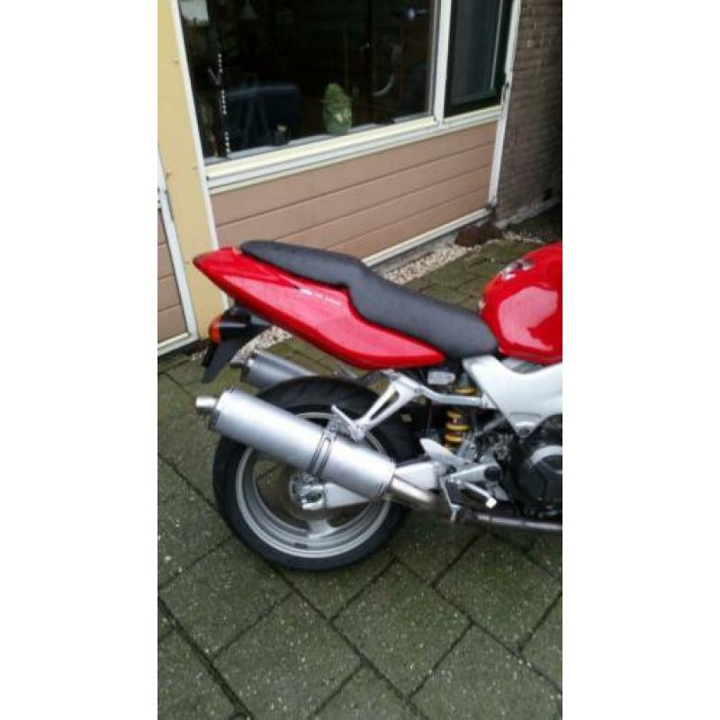 Honda VTR1000 firestorm