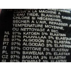 H&M: Stretchy Bedrukte Top maat 38