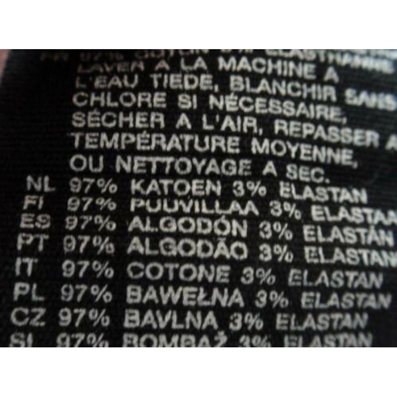 H&M: Stretchy Bedrukte Top maat 38