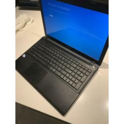 Asus X55A-SX112H 2.4ghz, 4GB en 320GB